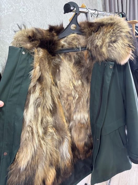 Продам полушубу Парк
