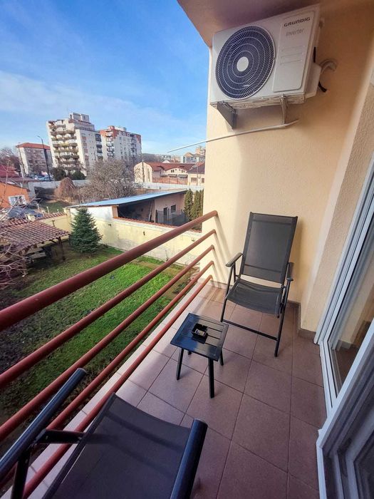 Apartament 2 camere cu centrala gaz si curte