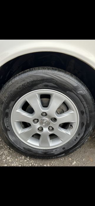 Комплект шин с дисками