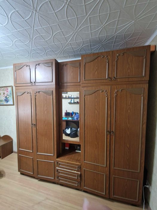 Стенка для спальни