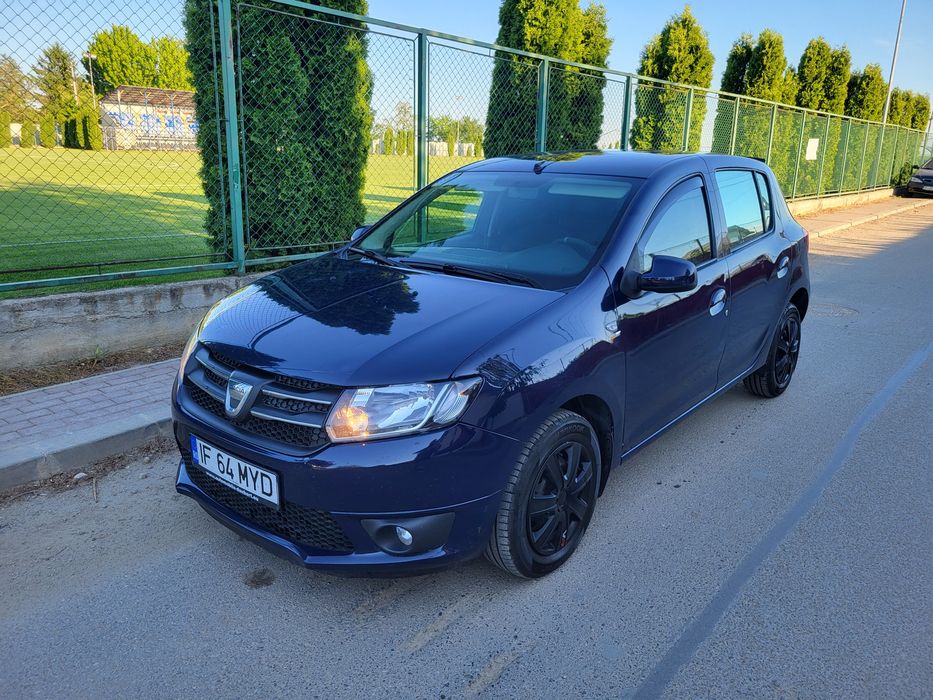 Dacia logan sandero diesel . Clima. Geamuri electrice. AC. Mod Eco