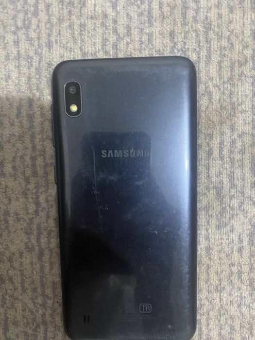 Samsung a10.