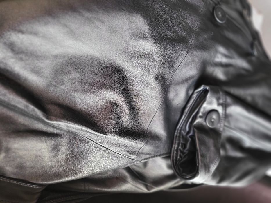 Gucci дамско кожено яке/тип елек ,оригинал