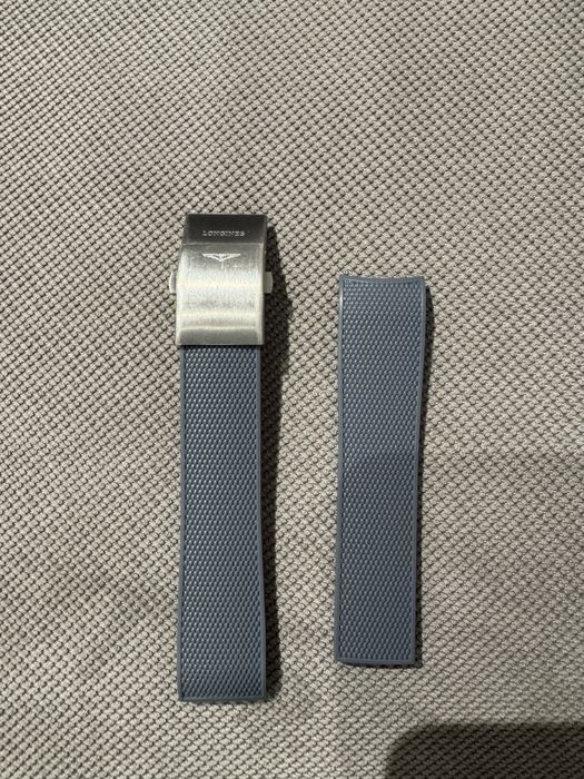 Curea silicon Longines Hydroconquest