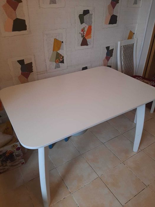 Продается стол в отличном состоянии