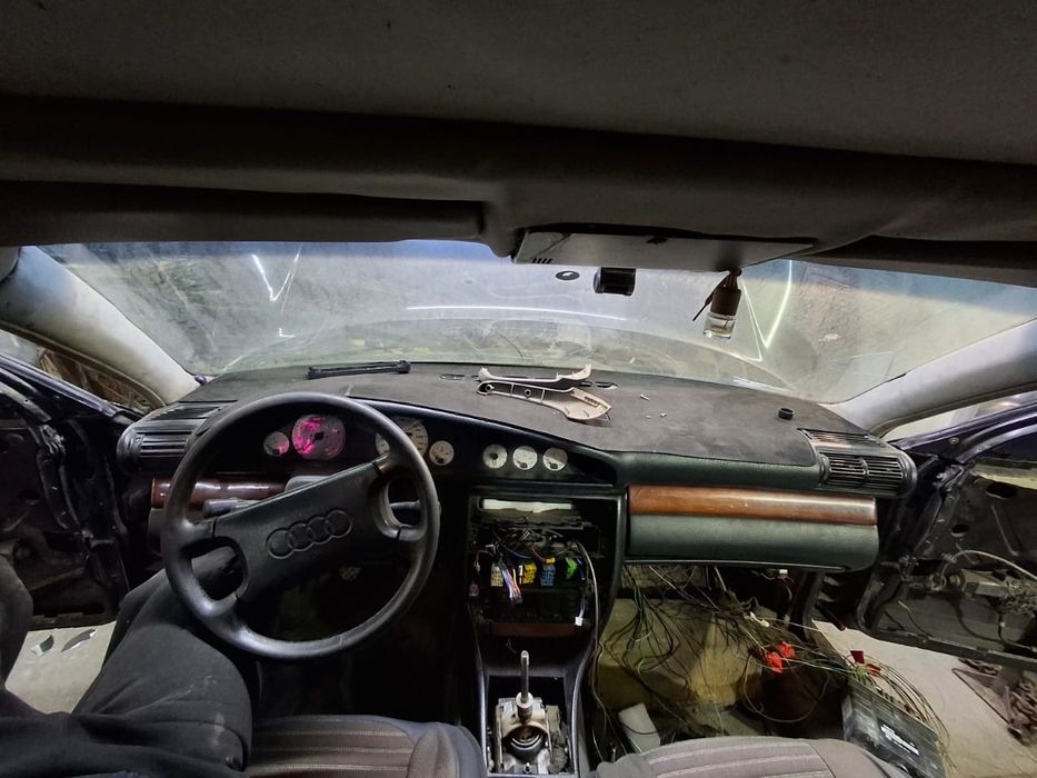 Запчасти на Ауди 100 с4 двигатель 2.8