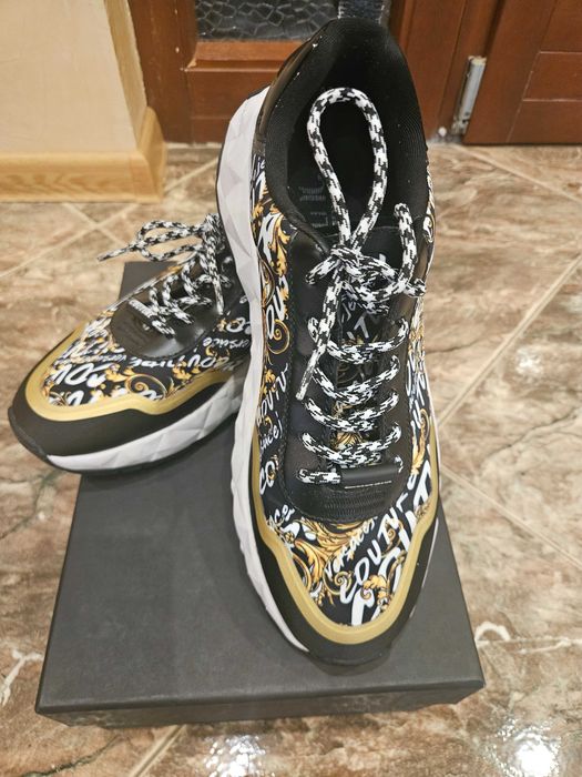 Karren Millen, Versace, Moschino