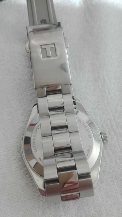 Часовник Tissot Pro 100