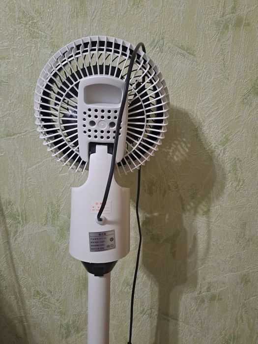Напольный вентилятор
