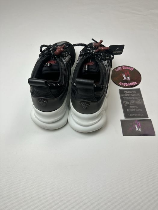 Versace chain reaction black white , size 44 fit 44-45