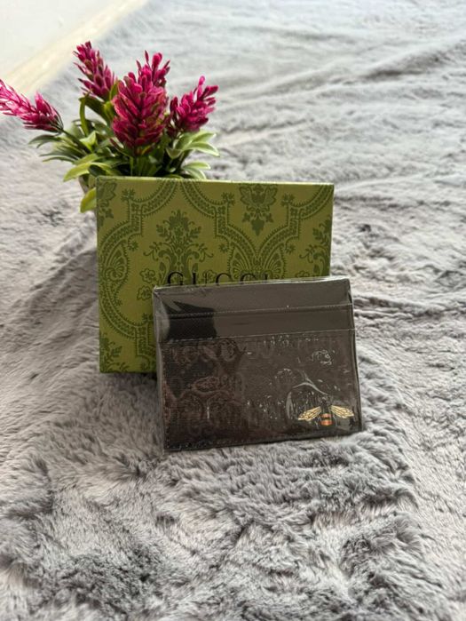 Card holder на Gucci