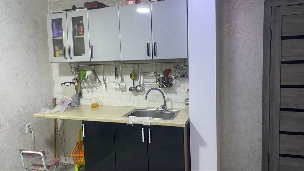 Готовая кухня с возможностью установки посудомоечной машины или плиты