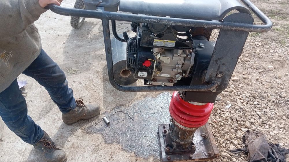 Продам срочно вибротрамбовку ТЕН