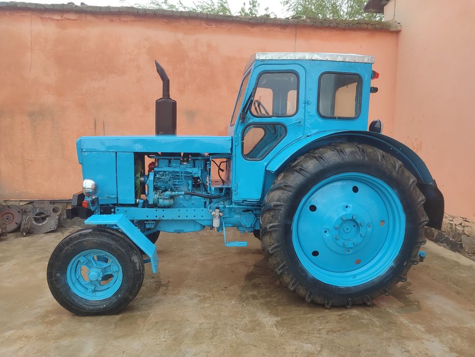 T 40 traktori aybi yuq hamma joyiga javob