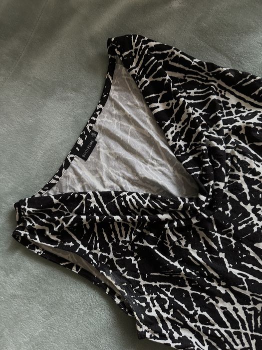 Продам пакет из 4 новых вещей