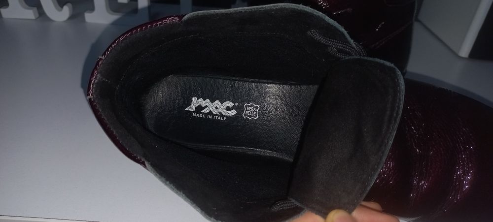 Ghete damă. IMAC din piele naturală lăcuită, burgundy