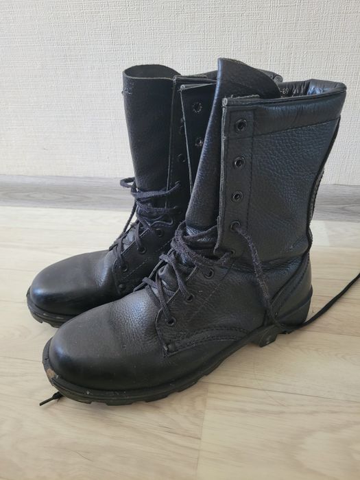 продам берцы 42 размер