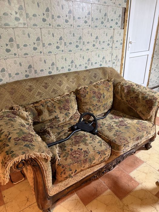 Продаю диваны комплект