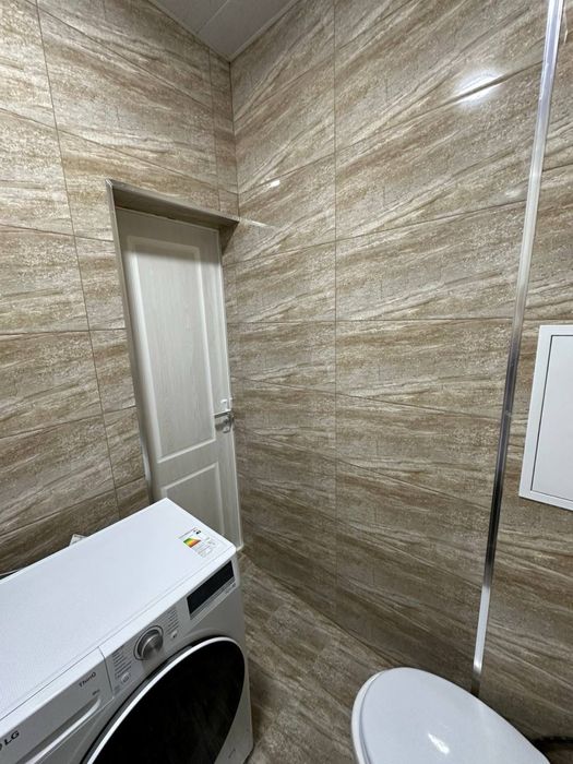 Себзор Ривьера ТЦ ёнида 1 хона 2 килинган 2/1/4