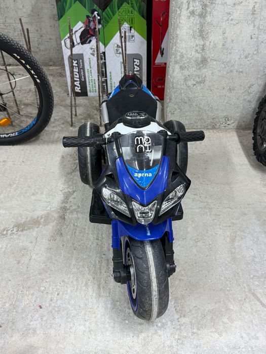 Акумулаторен МОТОР 12V за деца Moni