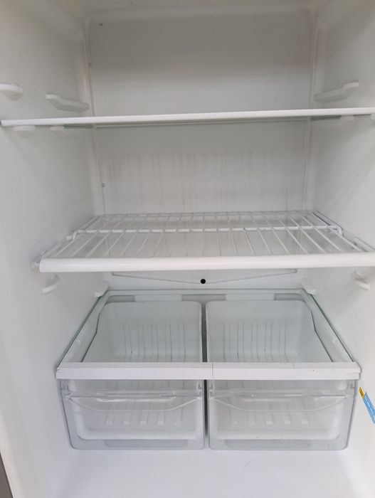 Холодильник Indesit