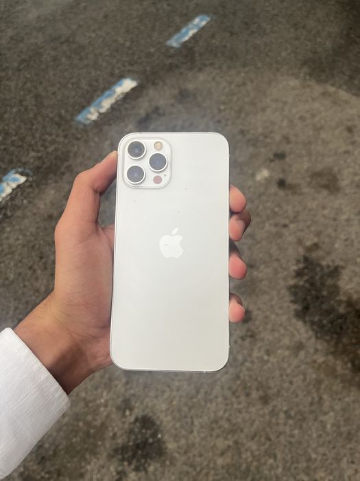 Продам Iphone 12 Pro Max 128gb 76% небольшое пятно