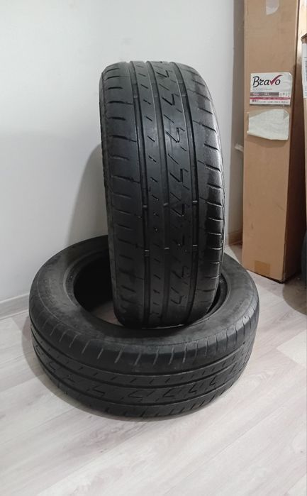 Продам две б/у летние покрышки 205/55 R16 91V .