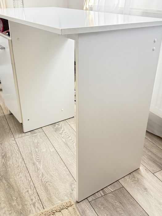 Birou modern alb