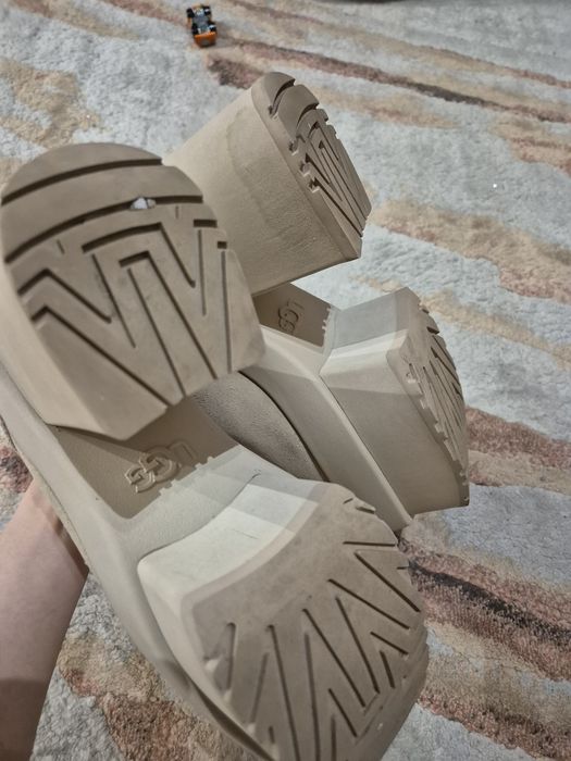 Дамски боти UGG 38ми размер