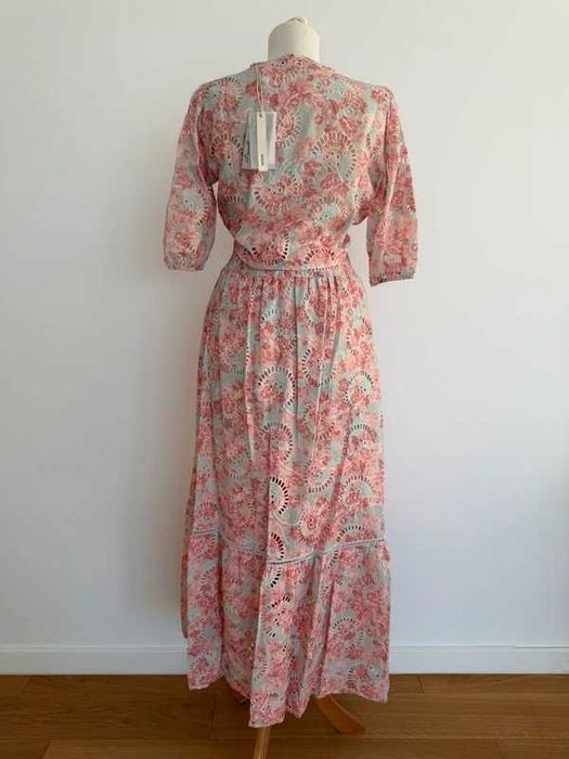 Set top cropped și fusta lungă , Guess