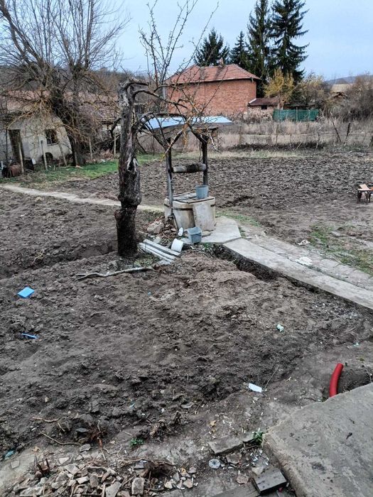 1820-Продава се едноетажна паянтова къща в село Балкански!