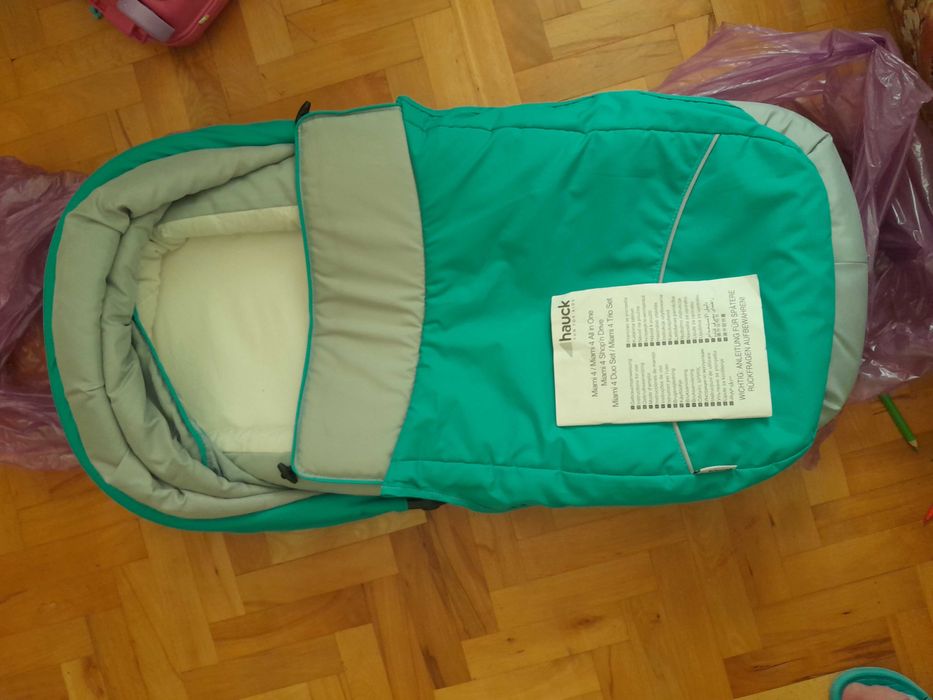 Бебешка количка 3 в 1