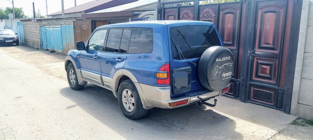 Mitsubishi pajero