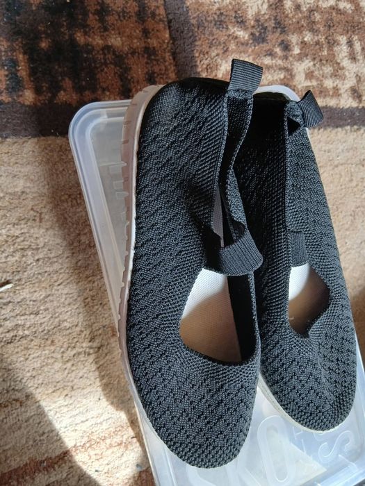 Pantofi dama marime 37