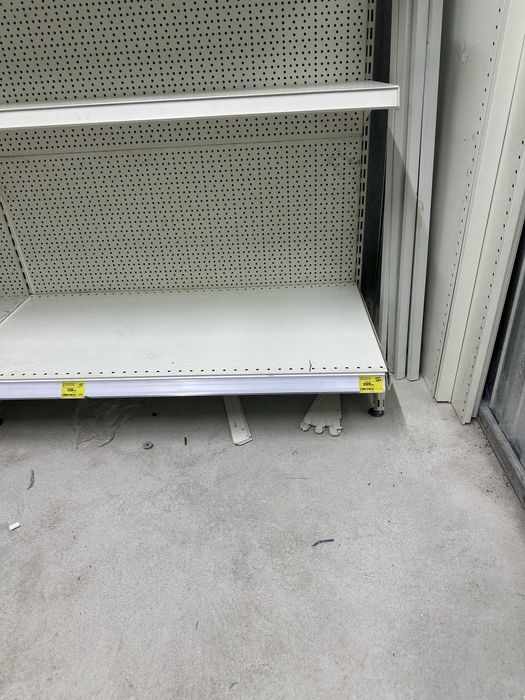 Витрины/ стелажи