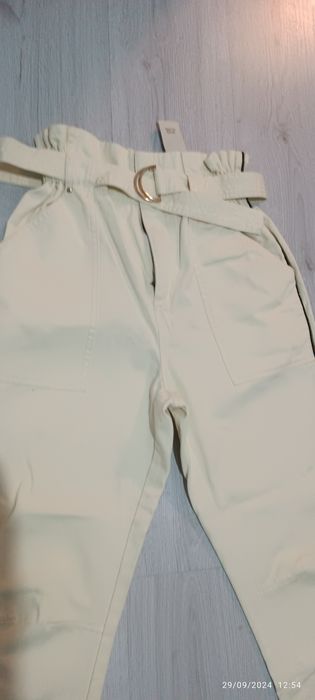 Дамски панталон размер М