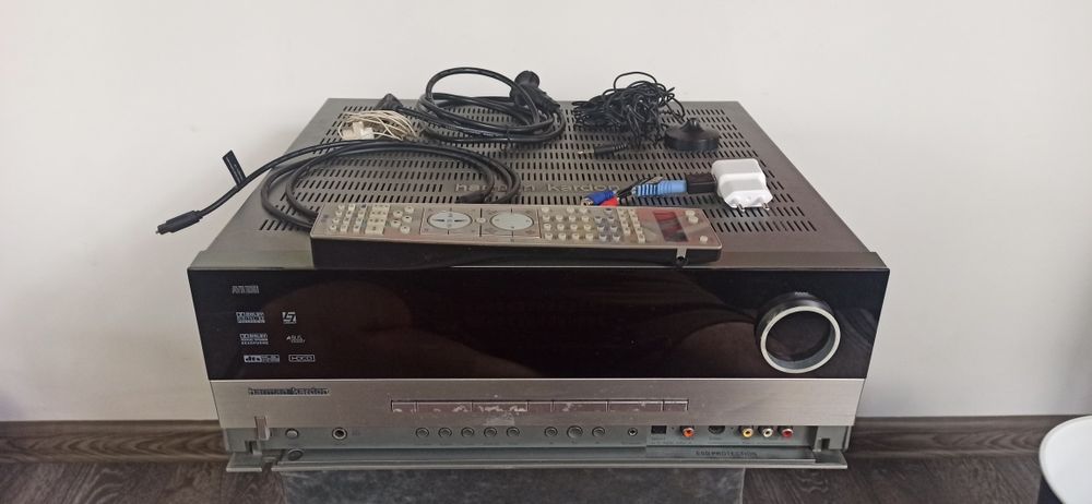 Harman kardon AVR 635 cap de serie