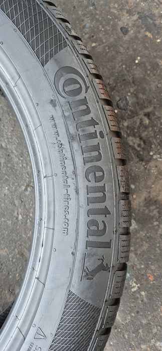 4 anvelope iarna,fata Continental 255/45/20,spate Pirelli 285/40/20.
