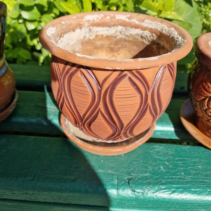 Продам глиняные горшки