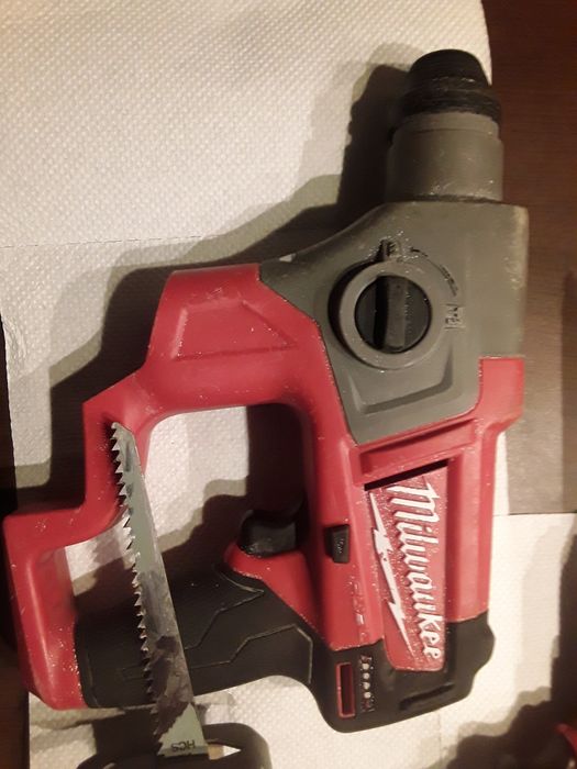 Rotopercutor,filetantă,sabie-M12 Milwaukee starede funcț-estetic 10/10