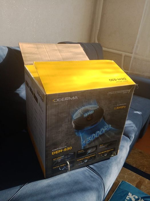 Новый робот пылессос