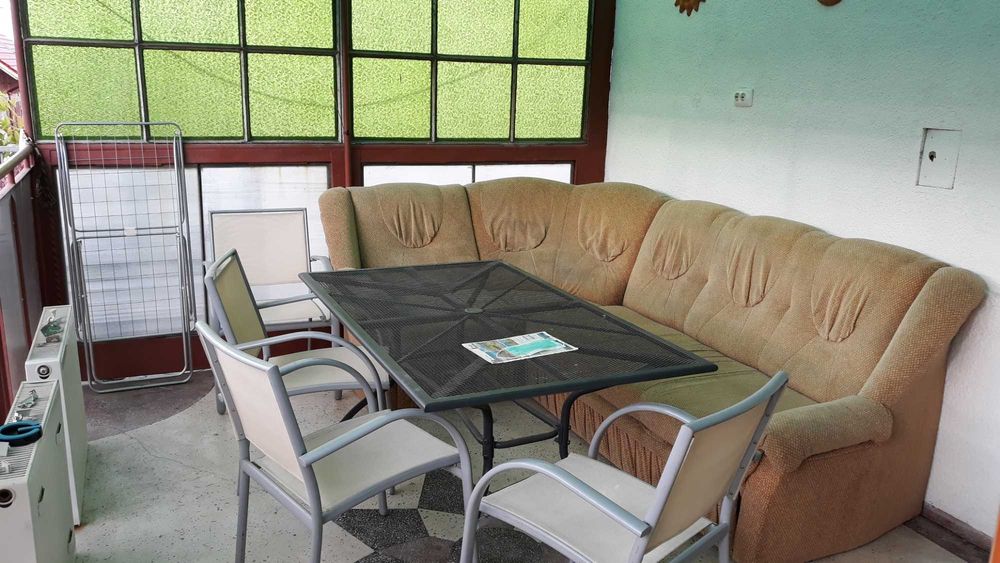 Persoana fizica dau in chirie Ap.1 cam. la casa in A.Muresanu