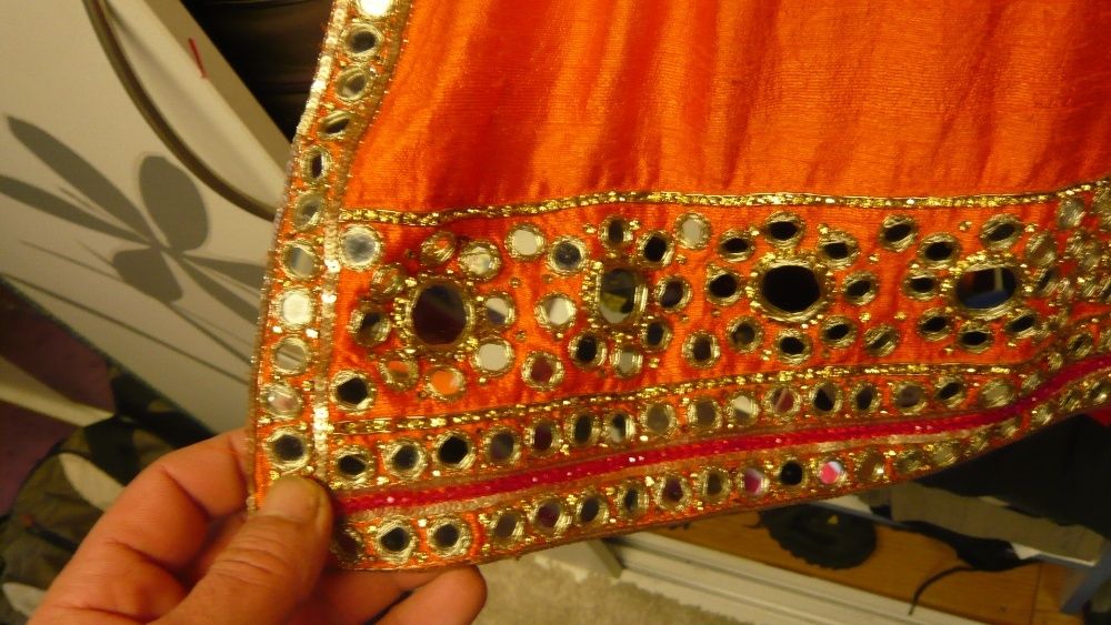 vand costum indian ptr dame complect