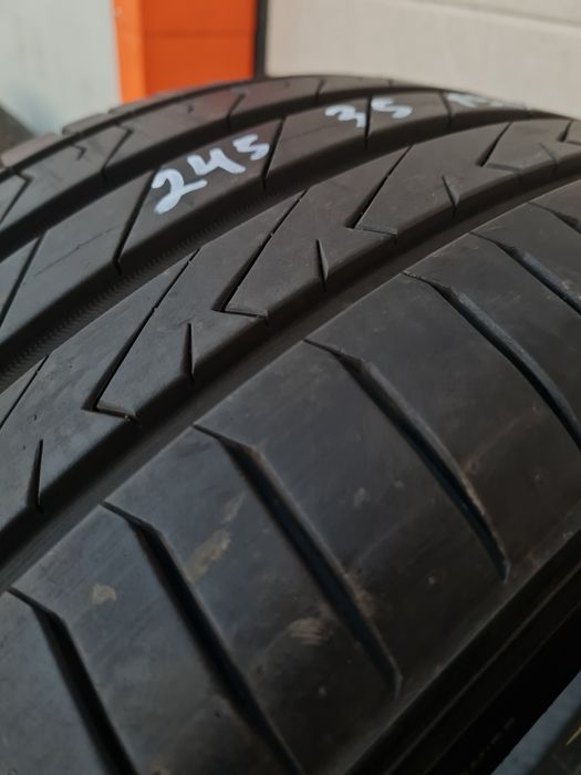 Летни гуми 4 броя LANDSAIL Sentury 245 35 R19 дот 4522