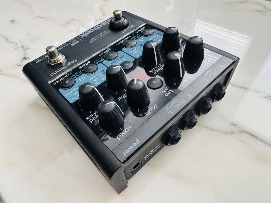 Ефект за китара T.C. Electronic NM-1 Nova Modulator !