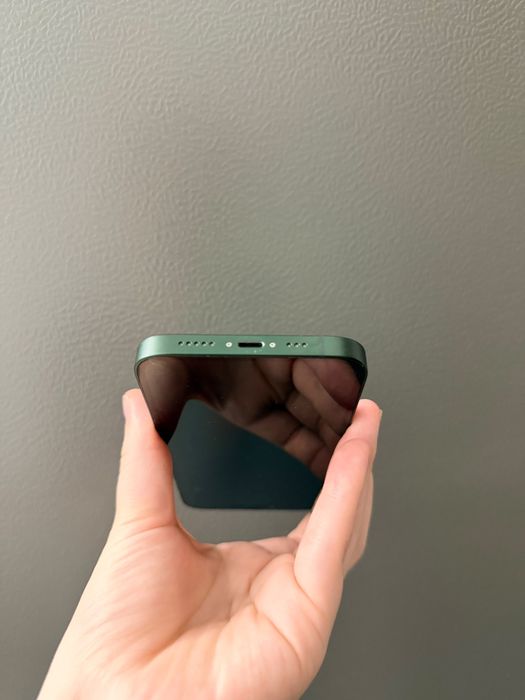 Iphone 13, 512гб, 100%АКБ, Е-сим