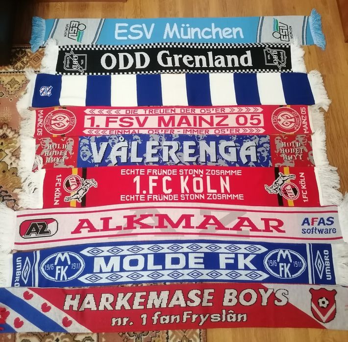 Колекционерски футболни шалове