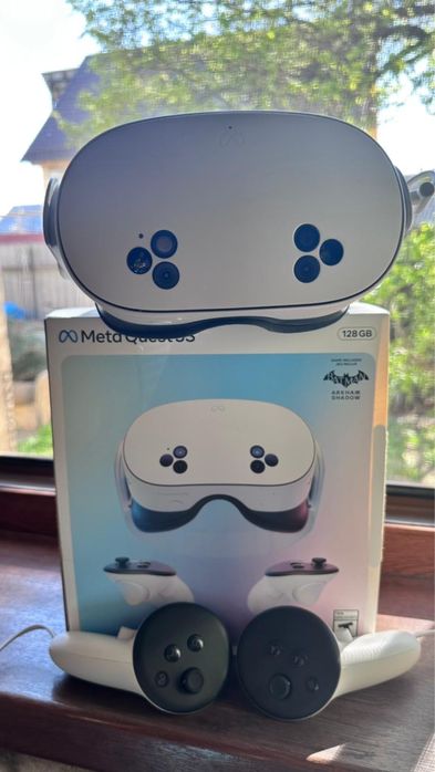 Meta Quest 3s 128gb + Batman + доп батарея.