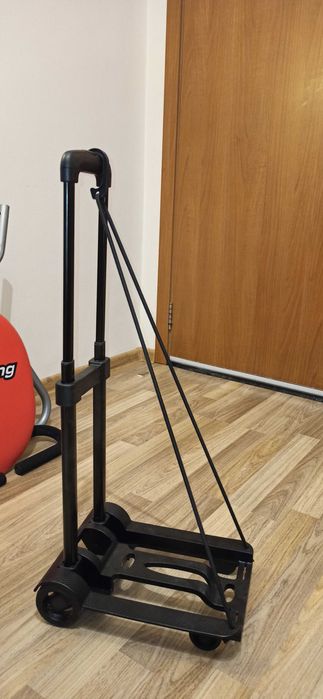 Сгъваема пора за тролер за раница