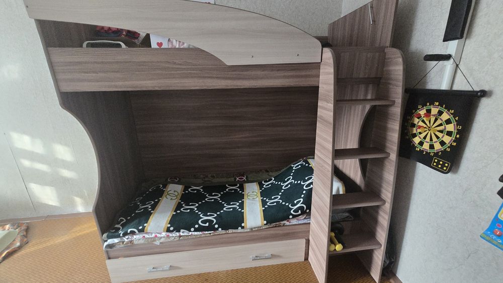 Продам детскую кровать